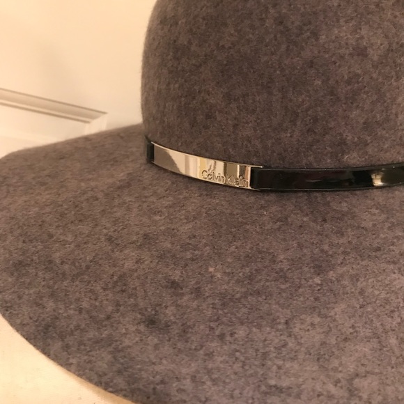 Calvin Klein Laine Wool Hat - Picture 4 of 8